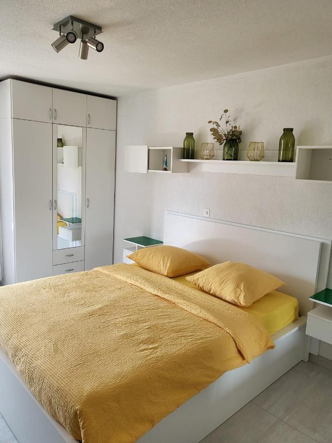 Opal Apartment Muralto Exterior photo