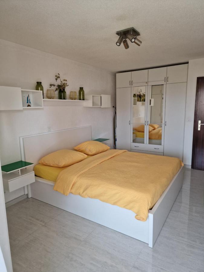 Opal Apartment Muralto Exterior photo